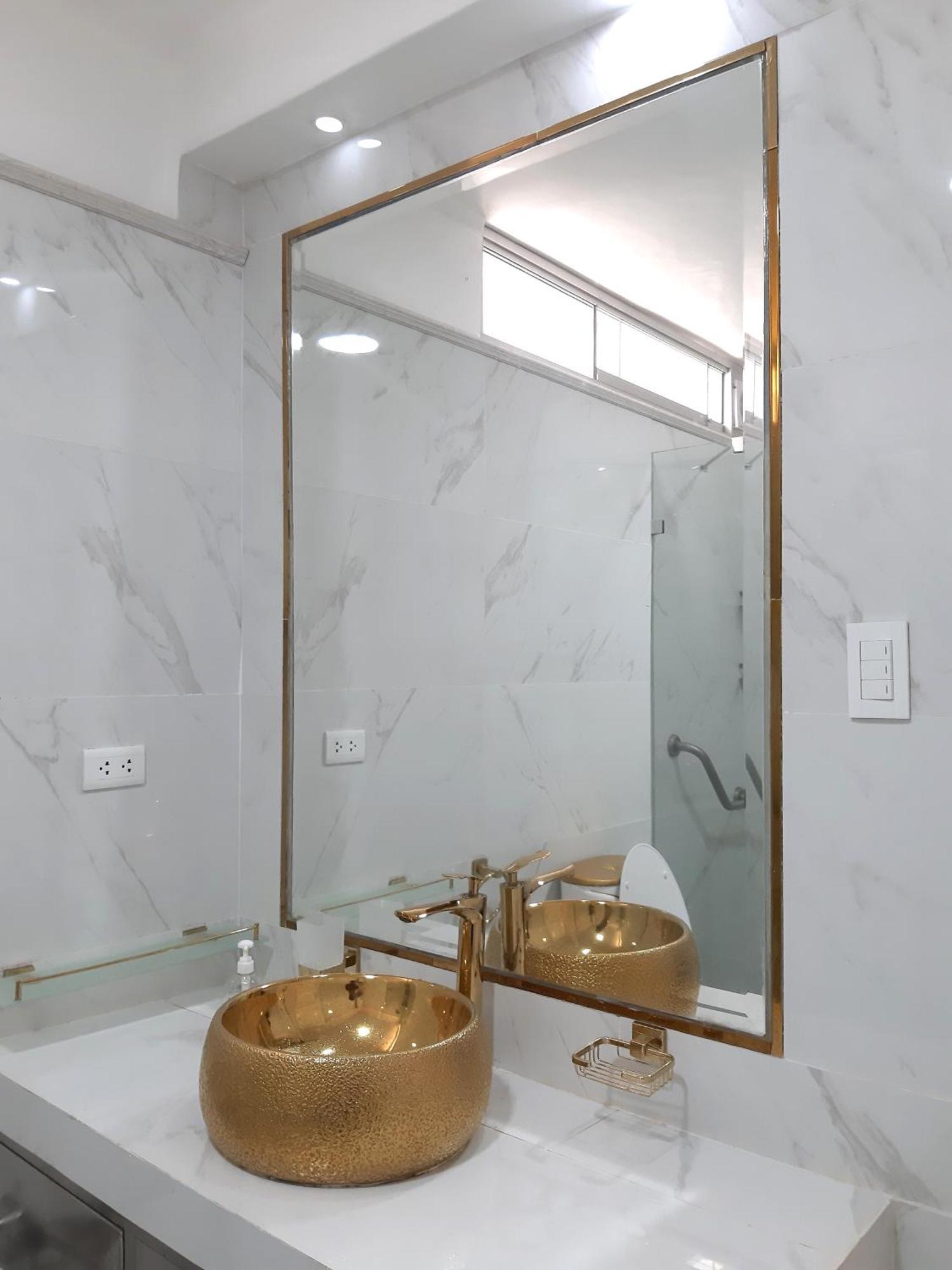 Apartamento Lindo - A 2 Cuadras De La Plaza De Armas Y Del Palacio De Gobierno Lima Exteriör bild